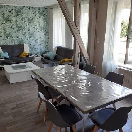 Super Logement En Plein Coeur De La Ville , Chez Tify Brienne-le-Chateau Extérieur photo