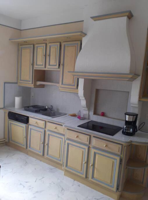 Super Logement En Plein Coeur De La Ville , Chez Tify Brienne-le-Chateau Extérieur photo
